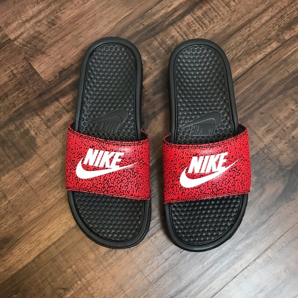 nike red slides womens